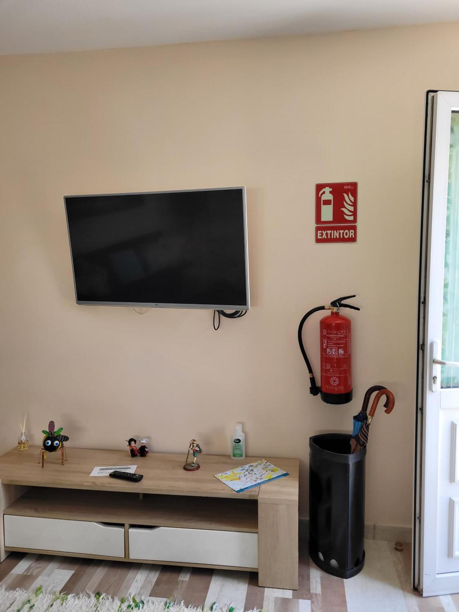 Besbello Suites Apartamento سانتياغو دي كومبوستيلا المظهر الخارجي الصورة