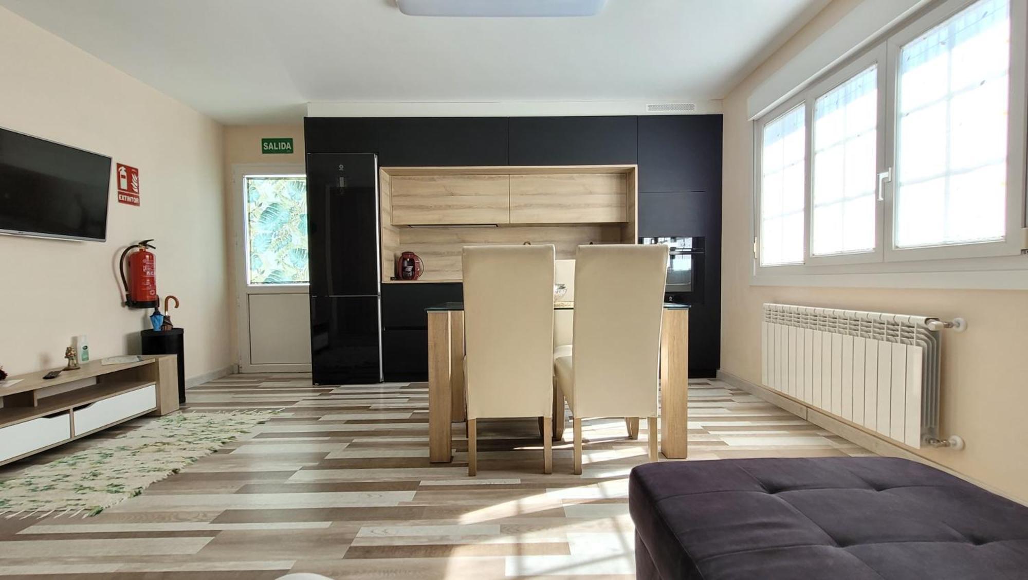 Besbello Suites Apartamento سانتياغو دي كومبوستيلا المظهر الخارجي الصورة